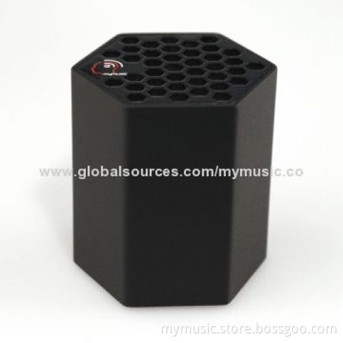 Simple and Fashionable Portable Bluetooth Mini Speaker with Hexagon Shape and 2.0W Output